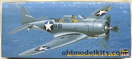 Hasegawa 1/72 SBD-3 Dauntless - Battle of Midway VB-3 or VB-4 May 1942, AP158 plastic model kit